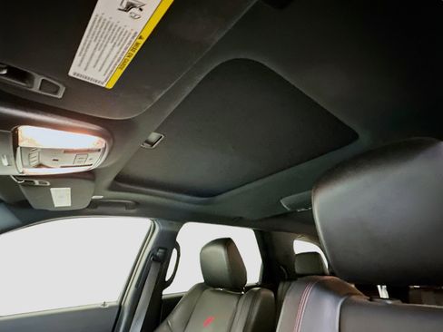 Used 2025 Dodge Durango GT image 27