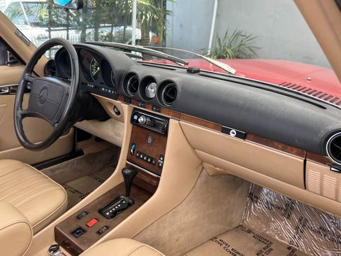 Used 1989 Mercedes-Benz 560 SL image 29