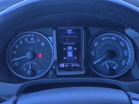 Used 2022 Toyota Tacoma TRD Sport image 15