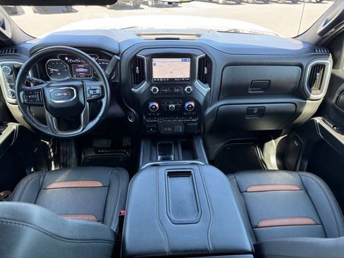 Used 2021 GMC Sierra 1500 AT4 w/ AT4 Premium Package AWD/4WD image 32
