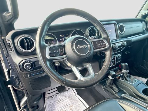 Used 2023 Jeep Wrangler Unlimited Sahara w/ Cold Weather Group AWD/4WD image 12