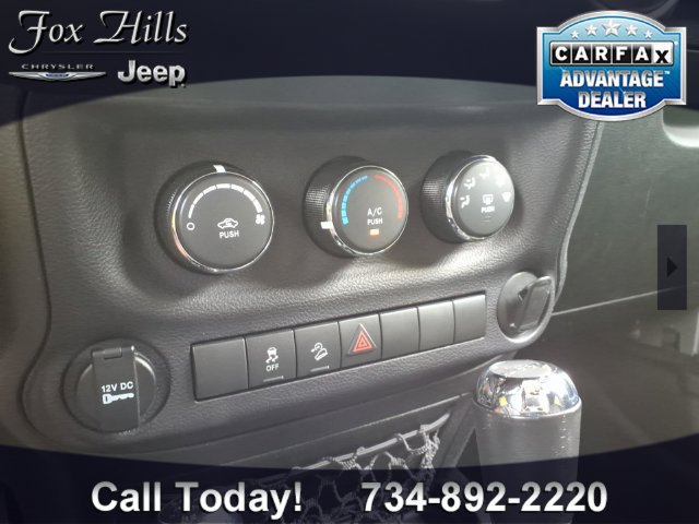 Used 2016 Jeep Wrangler Sport AWD/4WD image 18