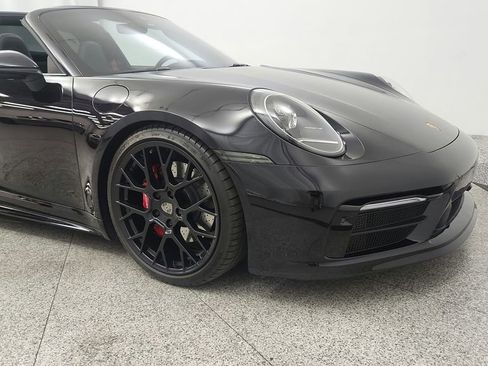 Used 2022 Porsche 911 Targa 4S AWD/4WD image 31
