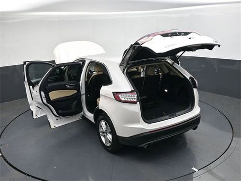 Used 2018 Ford Edge SEL w/ Equipment Group 201A image 45