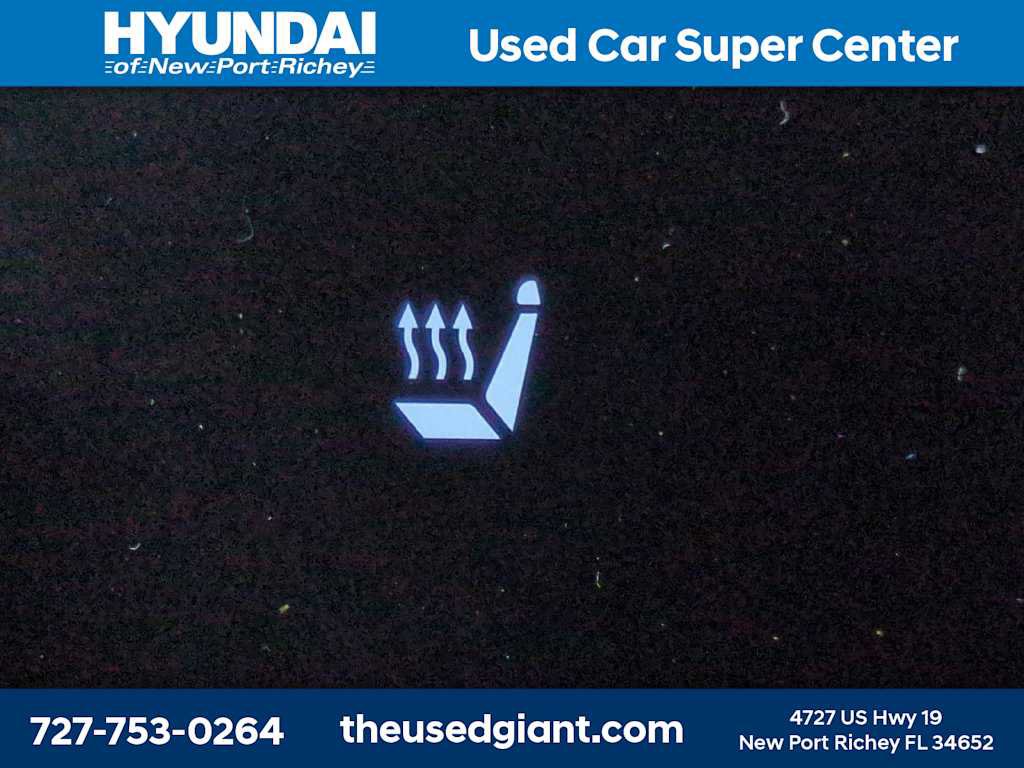 Used 2025 Hyundai Santa Fe SEL FWD image 26