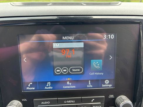Used 2022 Nissan Frontier S w/ Technology Package RWD image 28