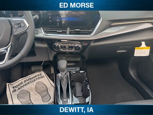New 2026 Chevrolet Trax ACTIV w/ Sunroof Package FWD image 11