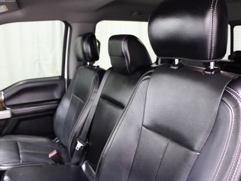 Used 2018 Ford F150 Lariat AWD/4WD image 4