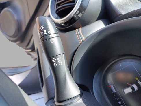 Used 2024 Nissan Kicks SR image 41