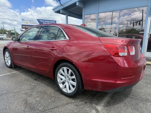 Used 2013 Chevrolet Malibu LT FWD image 3