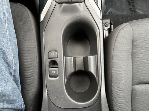 Used 2024 Toyota Corolla LE image 31