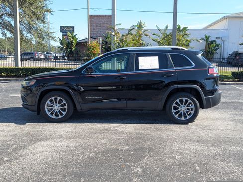 Used 2021 Jeep Cherokee Latitude Plus image 6