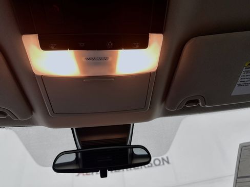 Used 2024 Nissan Altima 2.5 SR image 18