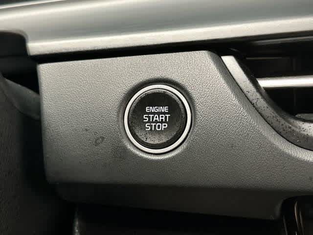Used 2025 Kia Seltos EX w/ EX Sunroof Package AWD/4WD image 11