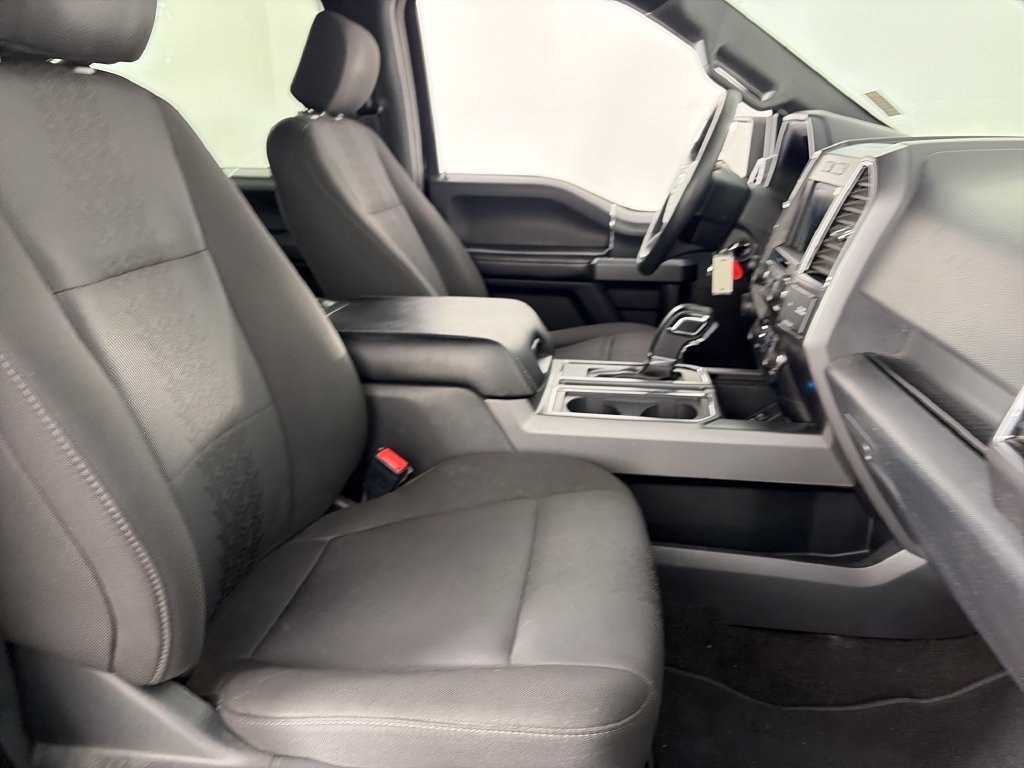 Certified 2019 Ford F150 XLT w/ Equipment Group 302A Luxury AWD/4WD image 31