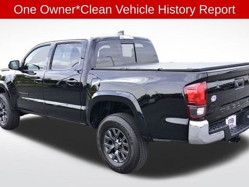 Used 2023 Toyota Tacoma SR5 w/ Black Out Package (TMS) AWD/4WD image 3