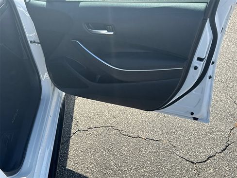 Used 2023 Toyota Corolla SE image 14