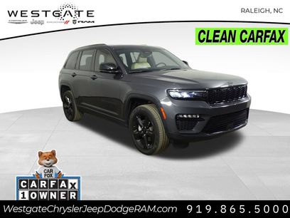Used 2023 Jeep Grand Cherokee Limited w/ Black Appearance Package