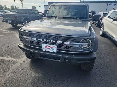Certified 2024 Ford Bronco Badlands AWD/4WD image 3