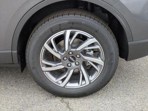 New 2025 Lincoln Corsair FWD w/ Equipment Group 101A image 6