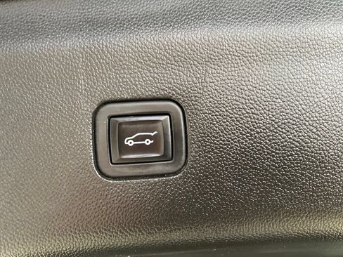 Certified 2023 Buick Enclave Essence w/ Sport Touring Edition AWD/4WD image 12