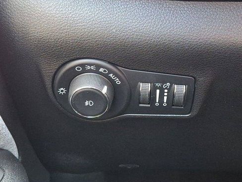 Certified 2022 Jeep Compass Latitude AWD/4WD image 28