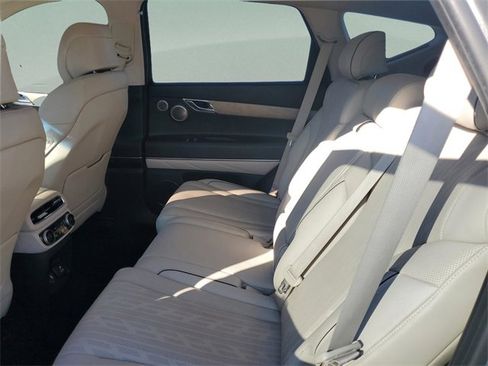 Used 2022 Genesis GV80 2.5T w/ Prestige Package 04 image 12