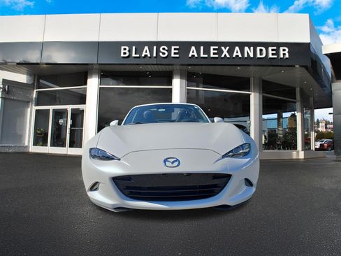 Used 2019 MAZDA MX-5 Miata RF Grand Touring RWD image 8