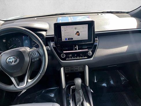 Used 2025 Toyota Corolla Cross AWD Hybrid image 8