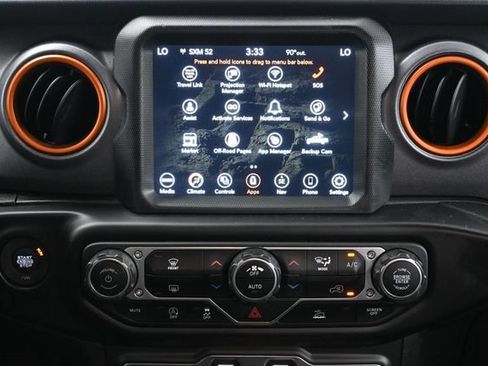 Used 2023 Jeep Gladiator Mojave w/ LED Lighting Group AWD/4WD image 17