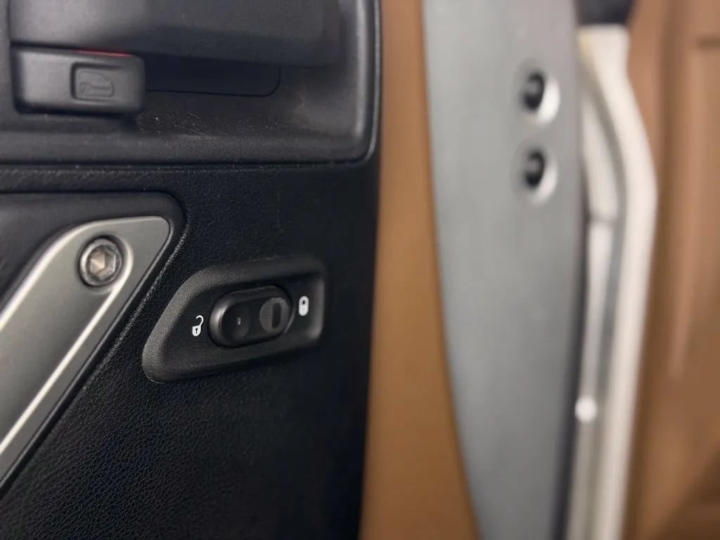 Used 2011 Jeep Wrangler Unlimited Rubicon w/ Dual Top Group AWD/4WD image 38