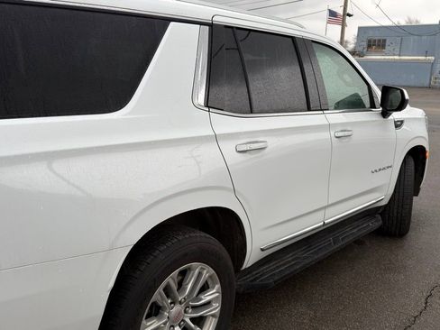 Used 2024 GMC Yukon SLT image 12