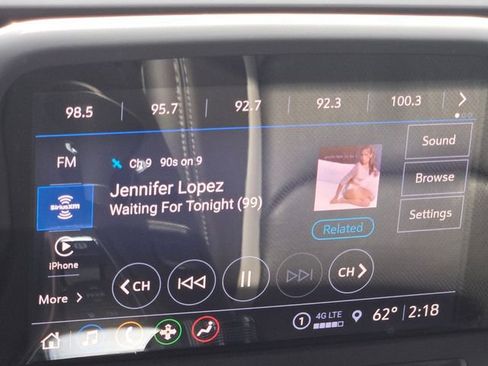 Used 2024 Chevrolet Camaro LT w/ RS Package image 20