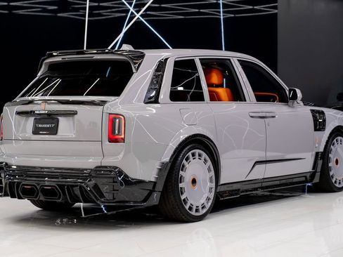 Used 2026 Rolls-Royce Cullinan AWD/4WD image 27