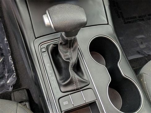 Used 2020 Kia Sorento LX image 14