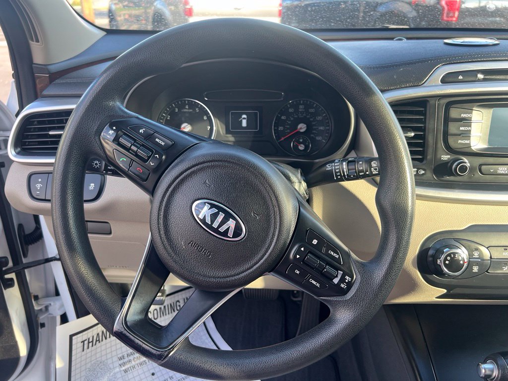 Used 2016 Kia Sorento LX AWD/4WD image 17
