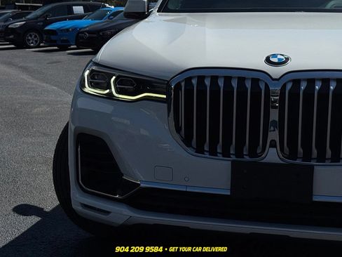 Used 2019 BMW X7 xDrive40i w/ Premium Package AWD/4WD image 11