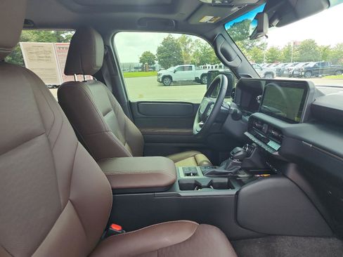 Used 2026 Toyota Land Cruiser w/ Premium Package AWD/4WD image 8