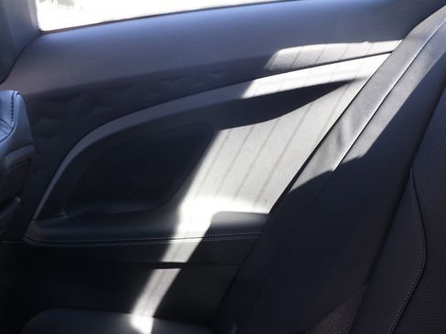 Used 2024 BMW 230i xDrive Coupe w/ Premium Package image 33