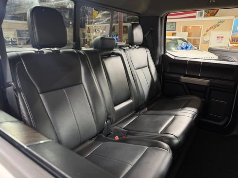 Used 2020 Ford F250 Lariat w/ Lariat Ultimate Package AWD/4WD image 19