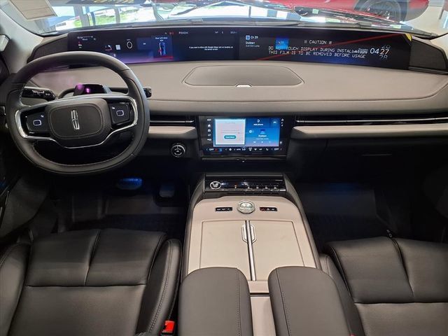 New 2025 Lincoln Navigator Reserve AWD/4WD image 6