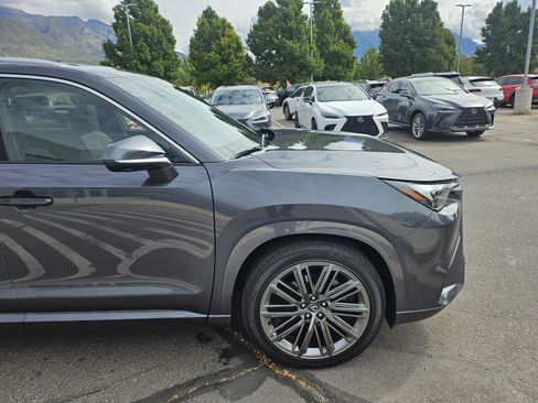 New 2025 Lexus TX 350 AWD image 10