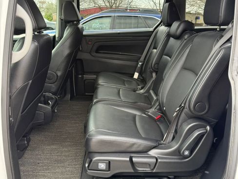Used 2022 Honda Odyssey EX-L image 18
