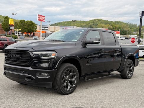 Used 2020 RAM 1500 Limited w/ Black Appearance Package AWD/4WD image 1