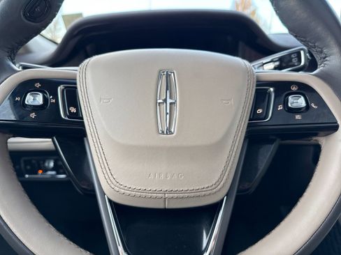 Used 2022 Lincoln Aviator Reserve w/ Equipment Group 201A image 28