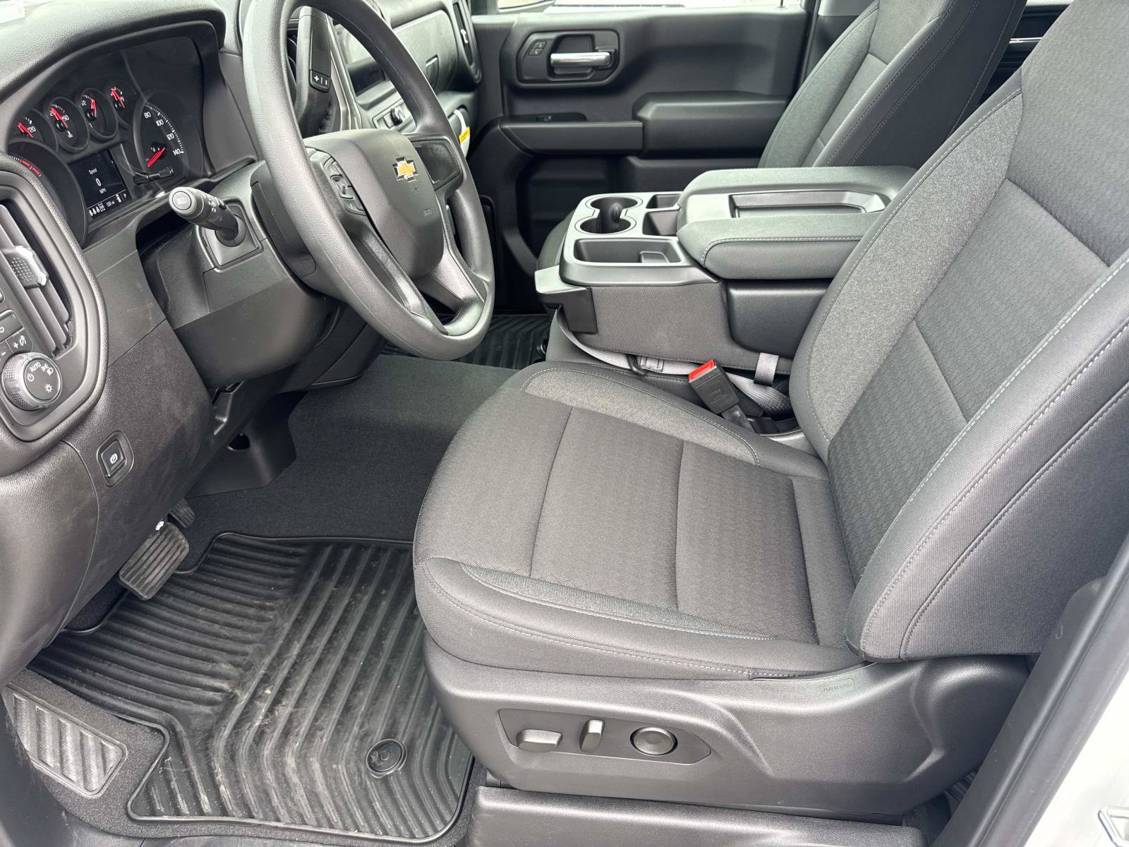 Used 2026 Chevrolet Silverado 2500 Custom w/ Custom Convenience Package AWD/4WD image 22