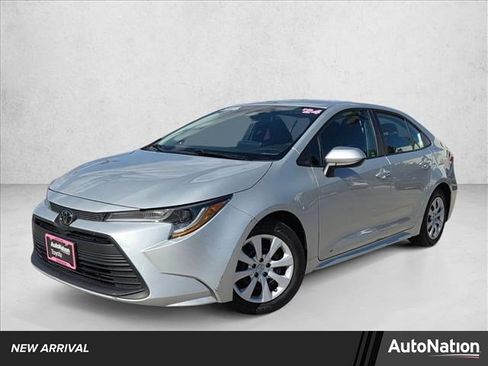 Used 2024 Toyota Corolla LE FWD image 1