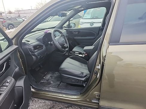 Used 2026 Subaru Forester Touring image 12