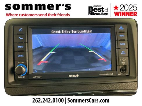 Used 2018 Dodge Grand Caravan SE image 18