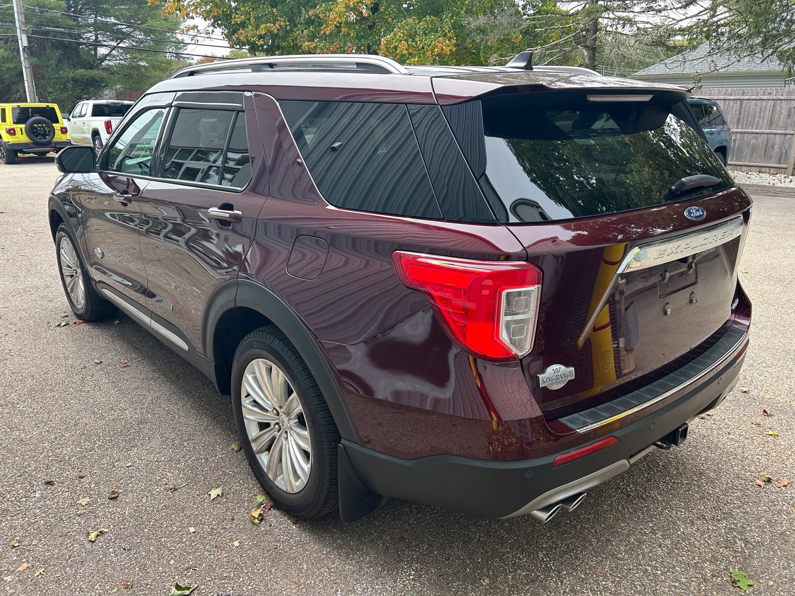 Used 2022 Ford Explorer King Ranch w/ Class IV Trailer Tow Package AWD/4WD image 9